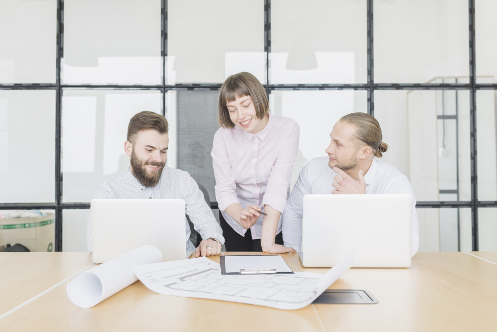 business-people-meeting.jpg
